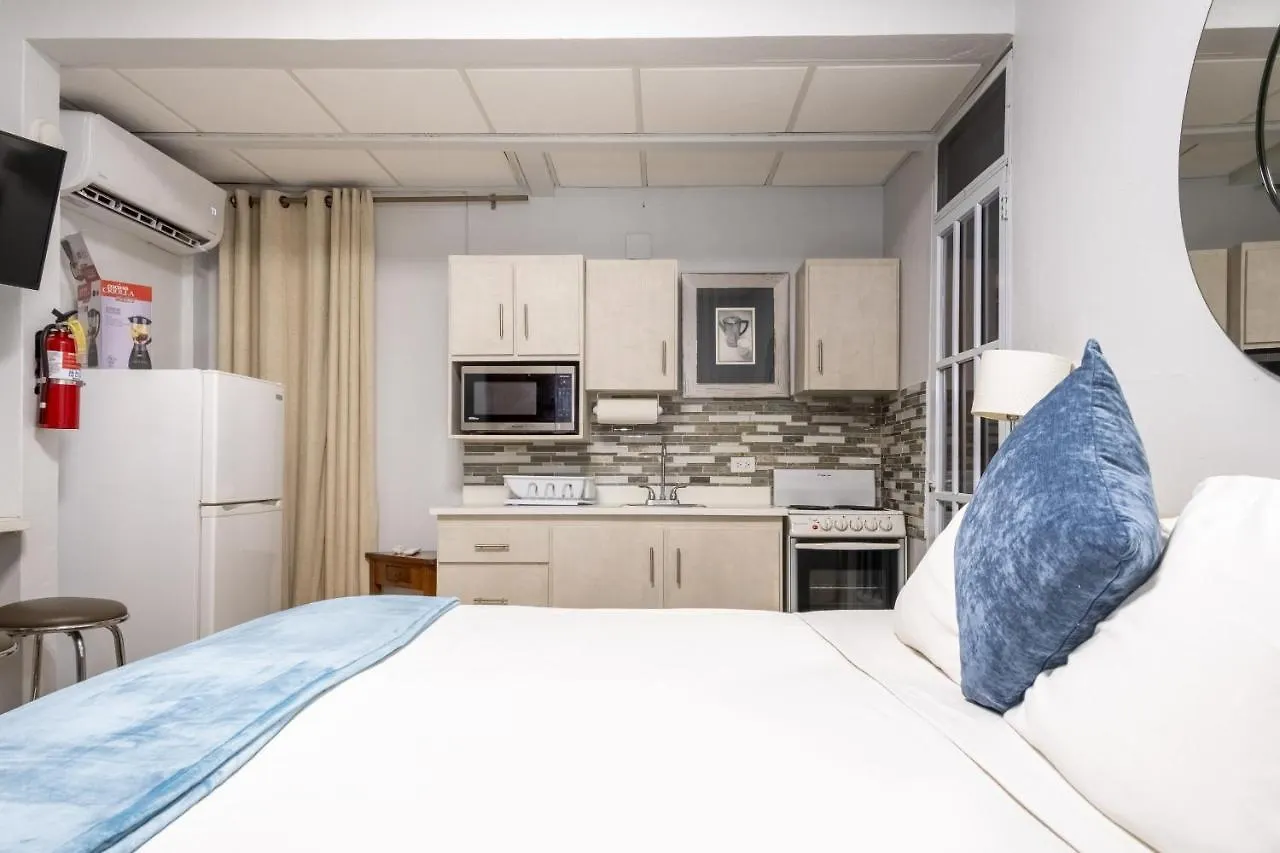 Lagoon Park Apartments San Juan