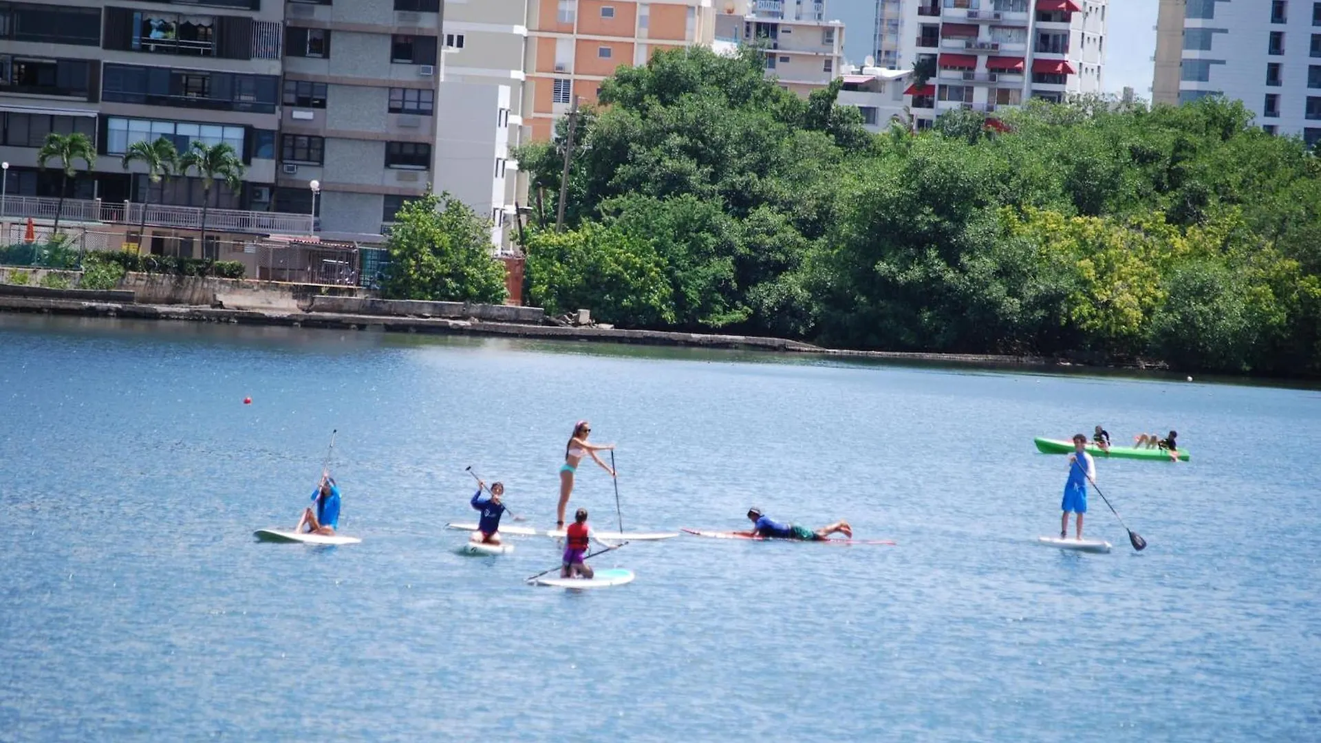 Lagoon Park Apartments San Juan